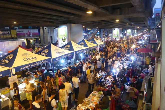 pho-di-bo-silom